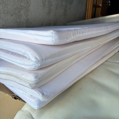 敷布団　マットレス　３枚の画像