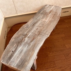 木のベンチの画像