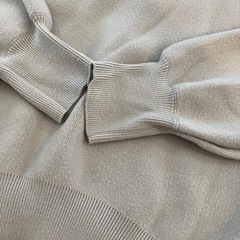 中古 GU ニット ベージュの画像