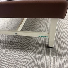 施術用ベッドの画像