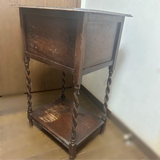 イギリス家具/英国/アンティーク/サイドテーブル/天板開閉式