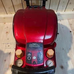 MAX エアコンプレッサー(常圧1口/高圧1口) AK-HL9500E 動作確認済み【現場・DIY】の画像