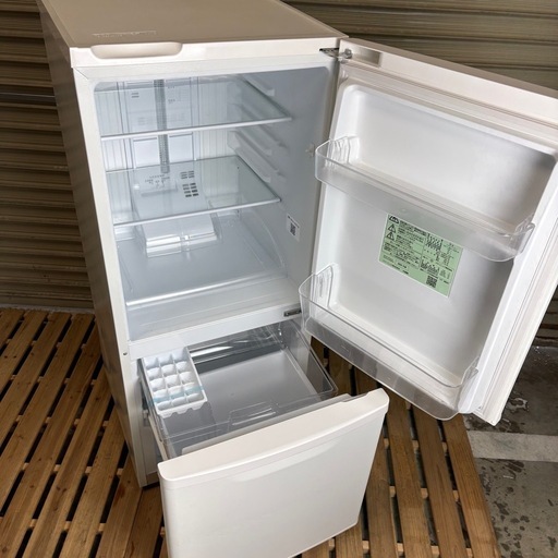【美品】Panasonic パナソニック NR-B14FW-W 冷蔵庫　138l 2022年製