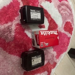 マキタ18v6a３つ、バッテリー充電器の画像