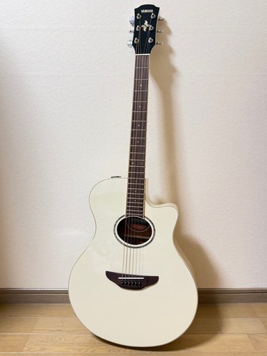 ほぼ新品！アコースティック　ギター　APX600 YAMAHA おまけ付き