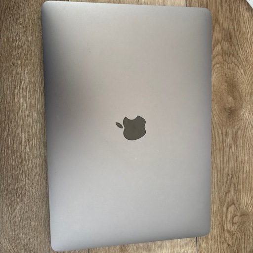 Macbook M1 2020年　