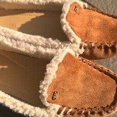 MICHAELMICHAELKORS マイケルコース　モカシン　スエード　ファーの画像
