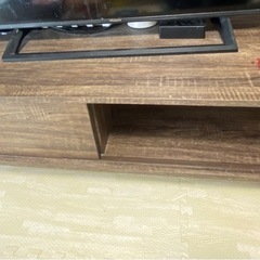 テレビボードの画像