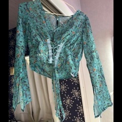 EVRIS エヴリス ブラウスの画像