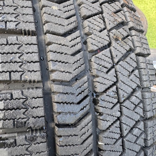 2019年製175/70R14アルミホイール付きスタッドレスタイヤ