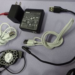 ( E-286 )USB ライトニングケーブル１０本 アダプタ２個 セット（２６）ELECOMケーブルあり 中古 通電確認済みの画像