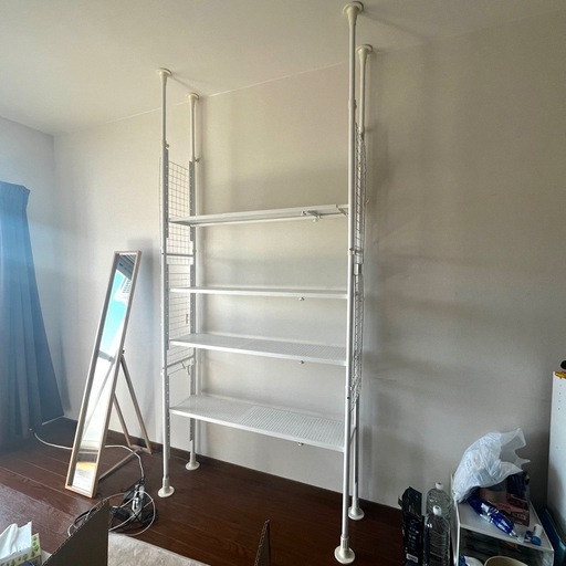 ニトリつっぱりシェルフホワイト (まさ) 名古屋大学の収納家具《棚