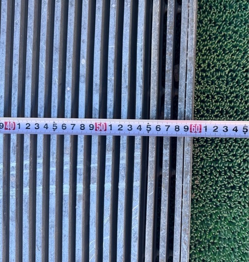 グレーチング 縦横約60cm 厚み約5cm メーカー不明  簡易清掃済み