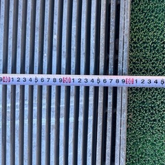 グレーチング 縦横約60cm 厚み約5cm メーカー不明  簡易清掃済みの画像