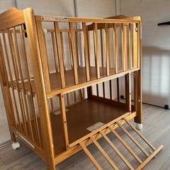 KATOJI  木製ベビーベッドの画像