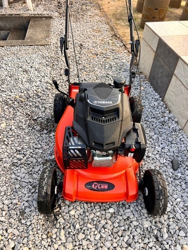 GC480 エンジン式芝刈り機　中古美品