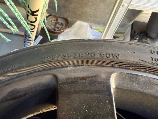 ４枚目参考に　ハイエース等に デイトナホイール20インチ
