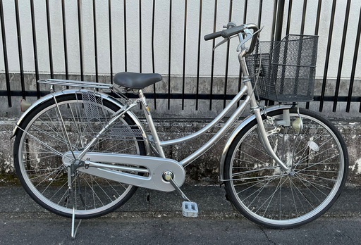 ＜超美品車・屋内保管＞ママチャリ 日本製・26インチ自転車 変速なし 鍵付き