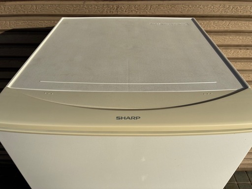 ★137L★SHARP シャープ ノンフロン冷凍冷蔵庫 SJ-14Y-W / 2014年製 2ドアタイプ 冷蔵庫・1人暮らしにお勧め！