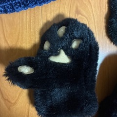 キッズ　マフラー　ニット帽　クマにくきゅう手袋　セットの画像