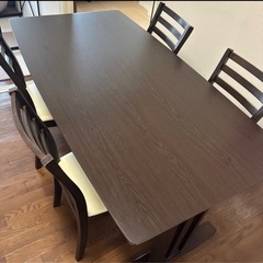 ダイニングテーブル5点セットの画像