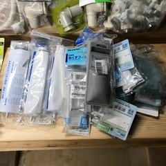 ほとんど未使用品！洗濯機の部材まとめての画像