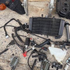 cb400スーパーボルドール部品まとめて3000円の画像