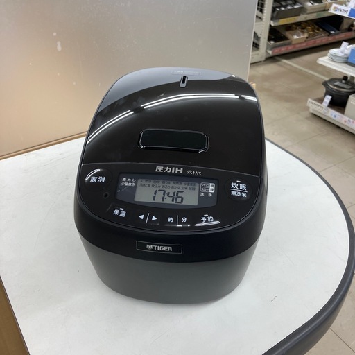 圧力IH炊飯ジャー　Tiger   JPV-N100K   5.5合　未使用品
