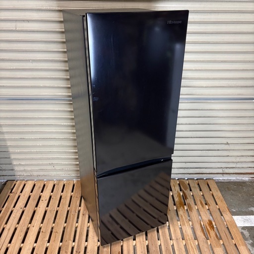 【美品】Hisense ハイセンス　ノンフロン冷凍冷蔵庫　HR-D1701B 175l 2024年製