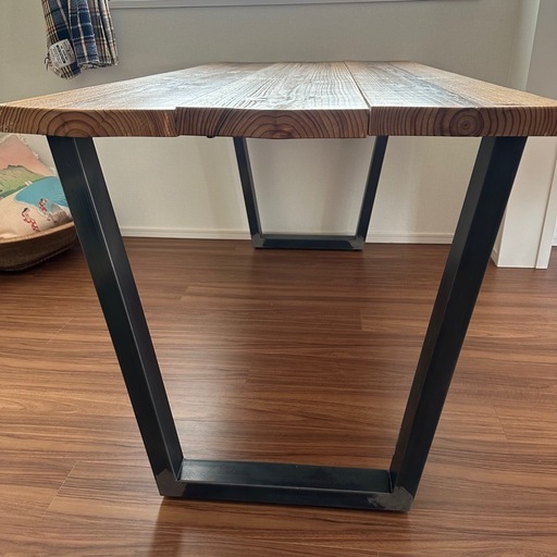 【引渡決定済】KANADEMONOダイニングテーブル 150cm THE TABLE / 杉無垢ヴィンテージ x Black Stee