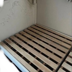 ロココデザイン　ホワイト　木製シングルベッドフレーム　プリンセス家具の画像