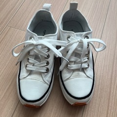 スニーカーの画像