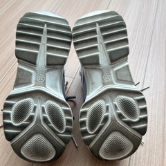 スニーカーの画像