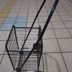 台車みたいなものをレンタルしますので、報酬ください。渋谷駅…