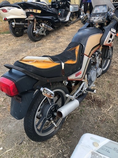 スズキ　GS250FW  書類付レストアベース車