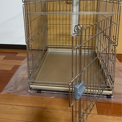 折りたたみケージ
の画像