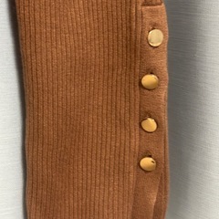 GU リブボタン  スリーブセーターの画像