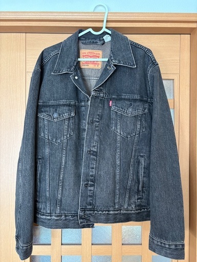 Levi's ダークグレー デニムジャケット
 Levi