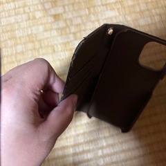 マイケルコースiPhoneカバーの画像