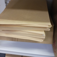 コピー用紙　茶封筒などの画像