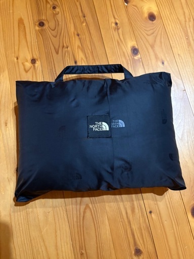 値下げします‼️THE NORTH FACE ベビーマルチシェルブランケット　GORE-TEX黒✖️ベージュ THE NORTH FACE（ザノースフェイス）の「THE NORTH FACE / ベビー 