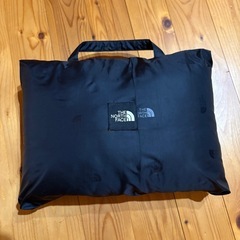  THE NORTH FACE ベビーマルチシェルブランケット　黒✖️ベージュの画像