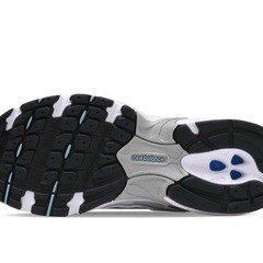 ニューバランス　24センチ　新品未使用タグ付き　スニーカー　530GBの画像