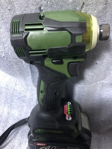 ②マキタ40Vインパクトドライバ中古超美品オリジナルハウジング本体のみ