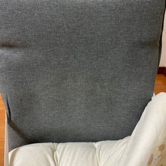 折りたたみ椅子の画像