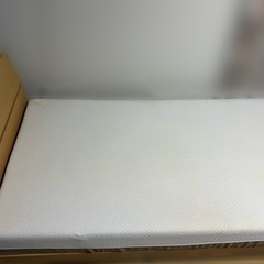 ニトリ　ベッドフレーム＋マットレス セット（約10万円）実質使用3年程度の画像