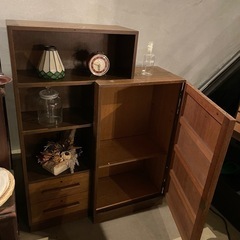昭和古家具飾り棚(キャビネット)の画像