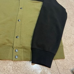 BAYFLOWパーカー　美品の画像