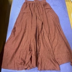 ワイドパンツの画像