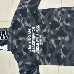 APE 限定コラボ 正規品の画像